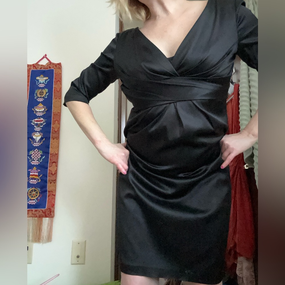 Black sateen Donna Ricco midi length and midi sleeve cocktail dress size 14 NEW!